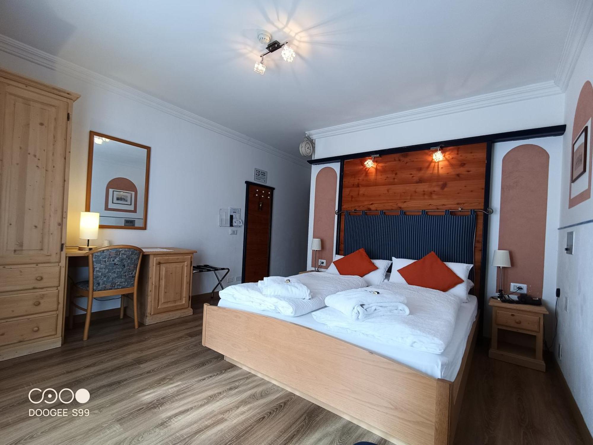 Park Hotel Arnica ファルカーデ エクステリア 写真
